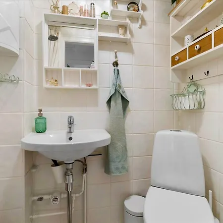 Homestay Peaceful Private Near S-train